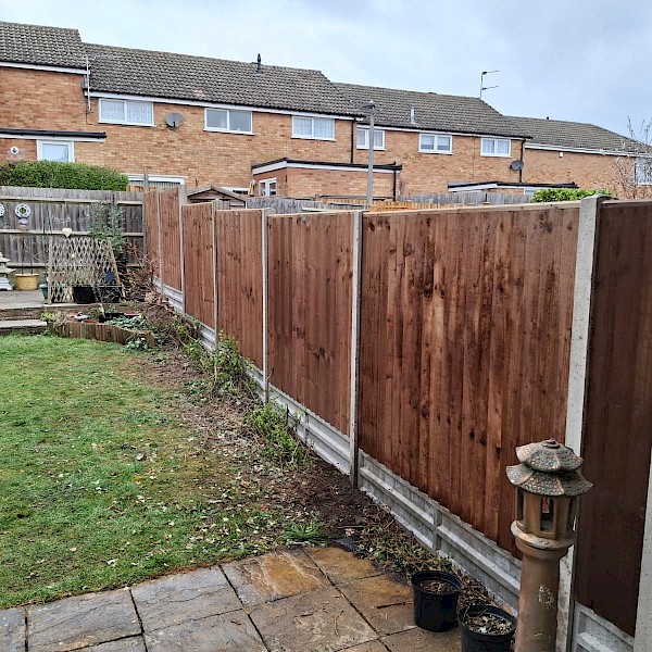 Concrete & Close Board Panel Fence Installation in Leighton Buzzard