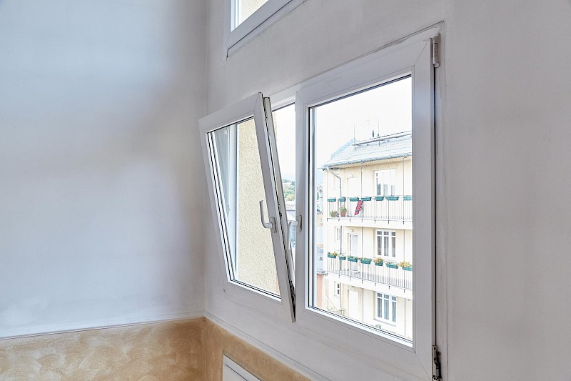 tilt and turn windows supply and installation leighton buzzard safe and healthy homes handyperson