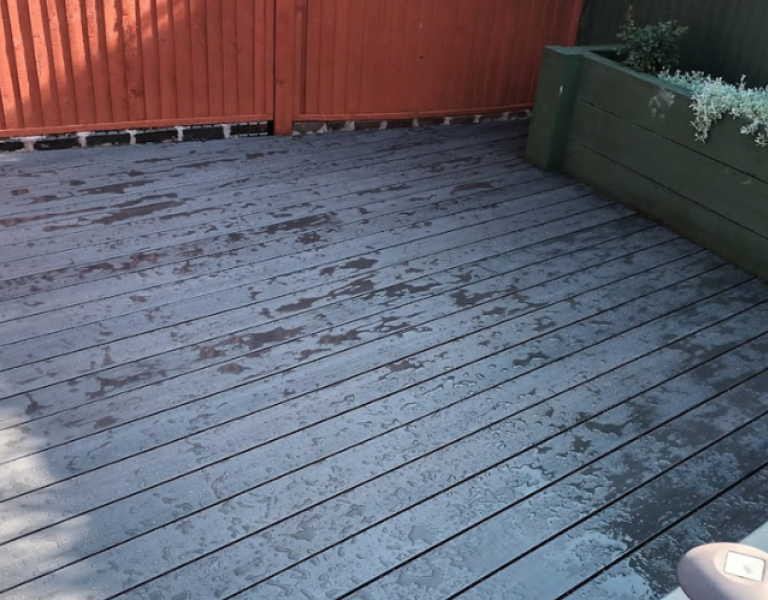 Professional Decking Installations, Repairs and Replacements in Leighton Buzzard, Luton, Milton Keynes, Dunstable, Bletchley, Bedfordshire