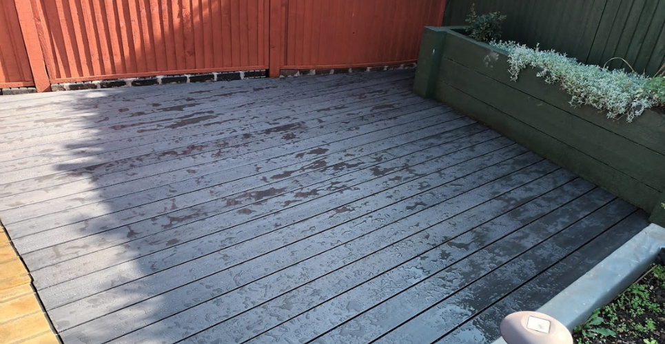 Professional Decking Installations, Repairs and Replacements in Leighton Buzzard, Luton, Milton Keynes, Dunstable, Bletchley, Bedfordshire