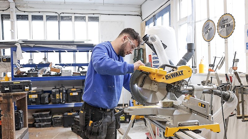 From apprentice to fully qualified multi-trade technician Handyman services in Leighton Buzzard, Luton, Milton Keynes, Bletchley, Dunstable and Bedfordshire