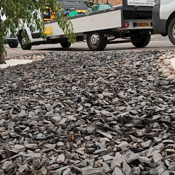 landscaping, garden services, fencing, decking, paving services handyperson handyman