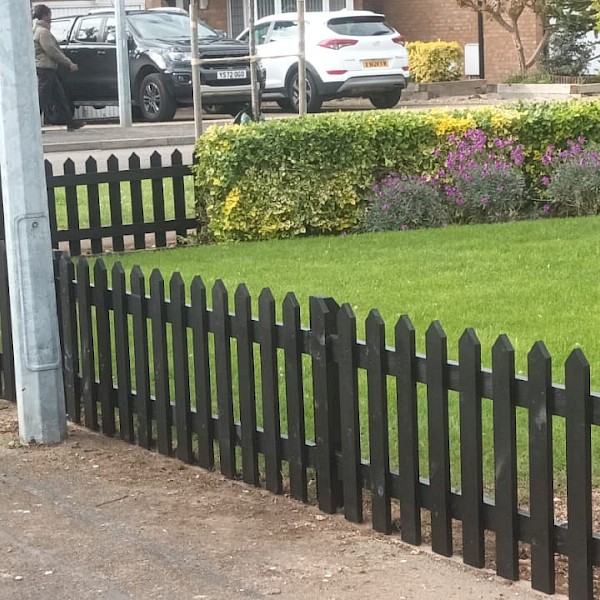landscaping, garden services, fencing, decking, paving services handyperson handyman