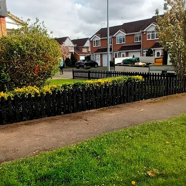 landscaping, garden services, fencing, decking, paving services handyperson handyman